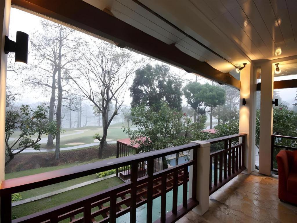 Taman Dayu Golf Club And Resort Prigen Exterior foto